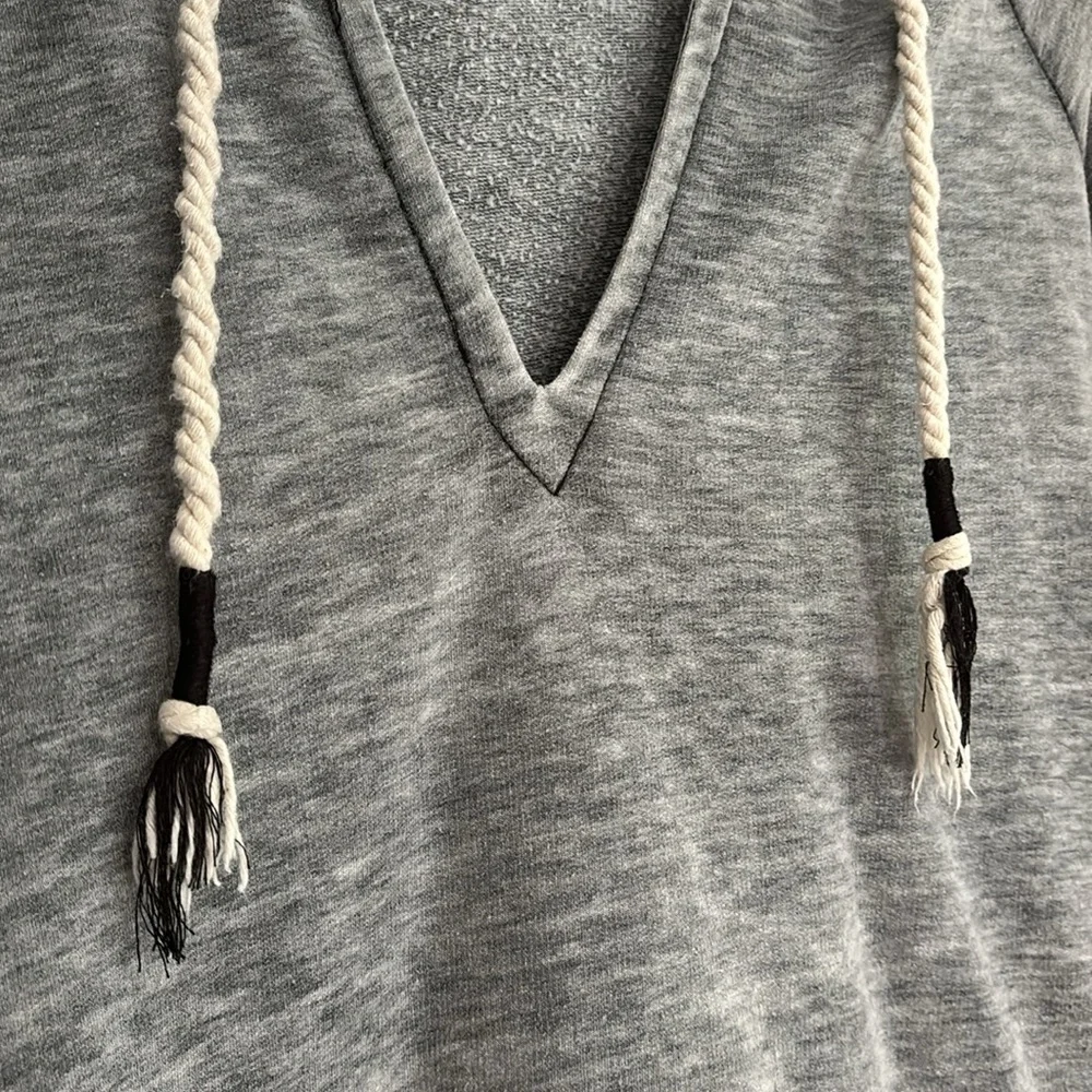 Roxy V neck hooded sweatshirt - Picture 3 of 5